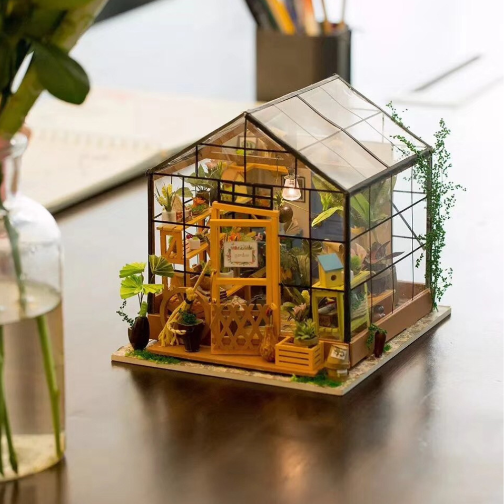 Cathy's Flower House- 3D Puzzle
