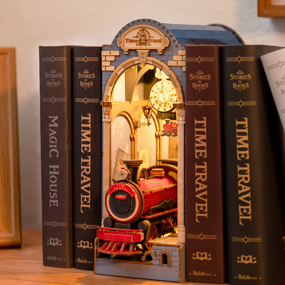 Time Travel- Book Nook