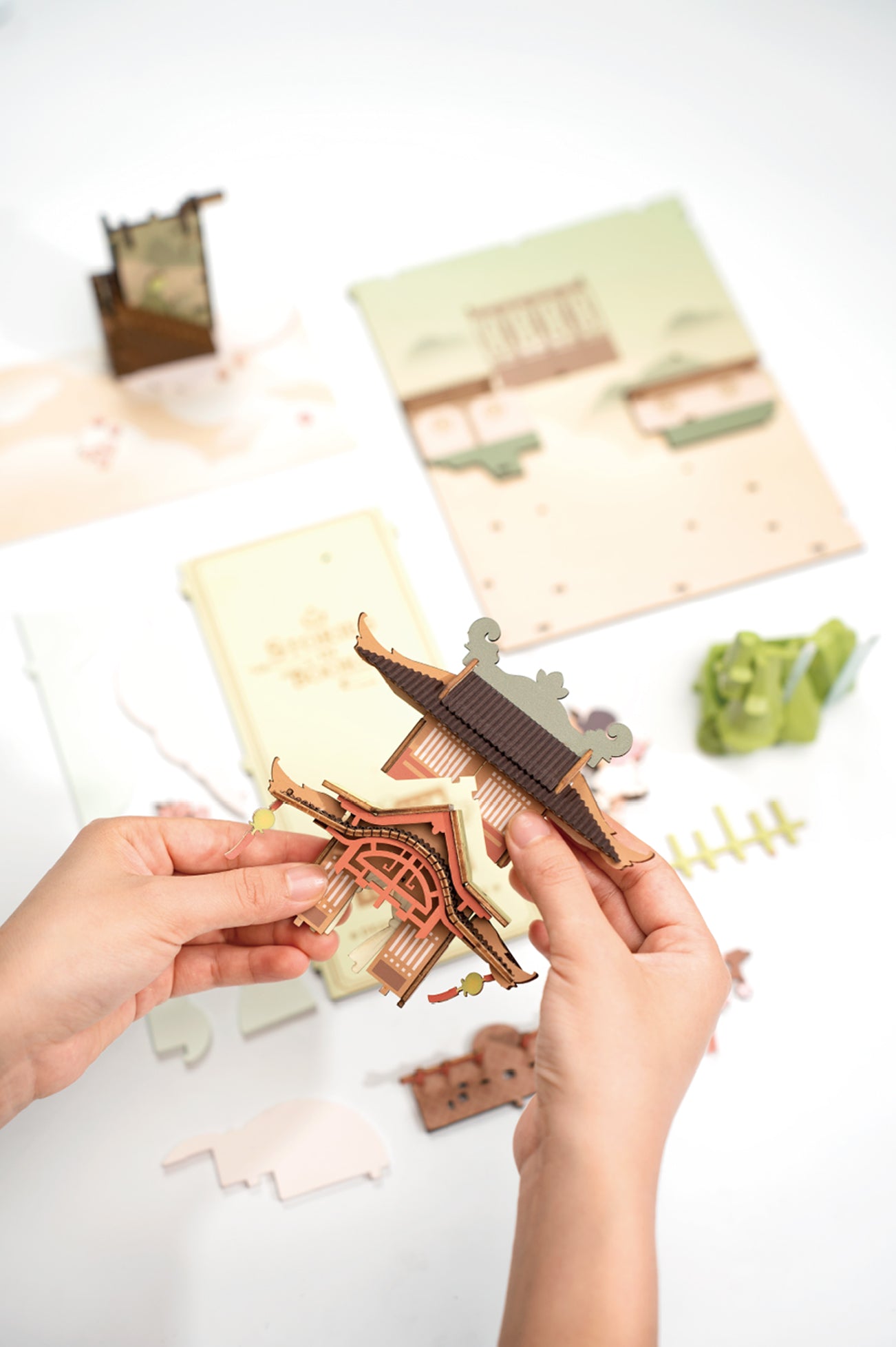 Falling Sakura- 3D Wooden Puzzle
