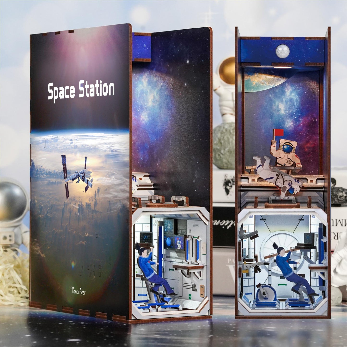 Space Station- Book Nook