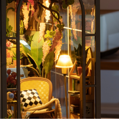 Garden House- Book Nook